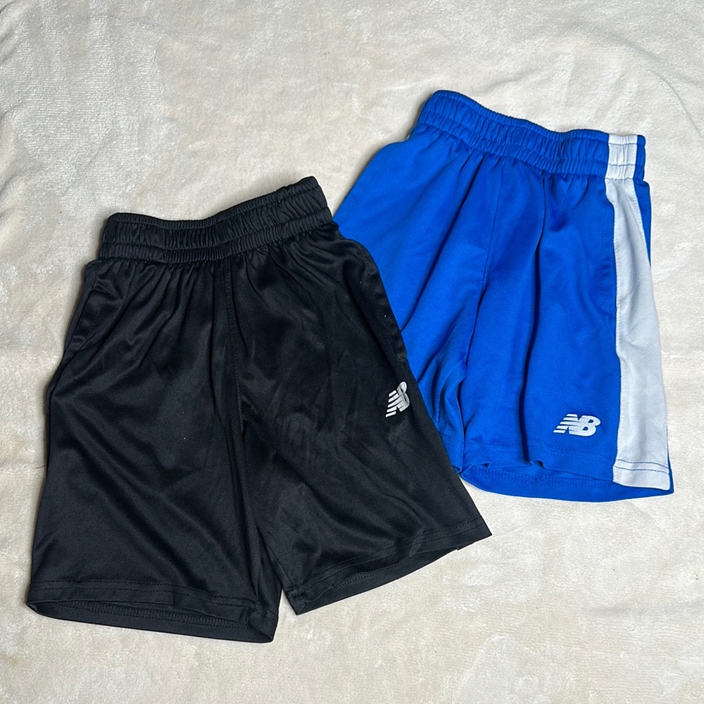 New Balance Kids Athletic Shorts - Black and Blue size S (8)